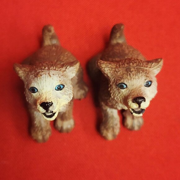 Wolf Pup Figurines Wild Safari North American Wildlife Collection 2007 - Picture 4 of 11